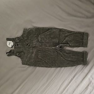 Green/brown girls corduroy overalls. BNWT. Size 12m